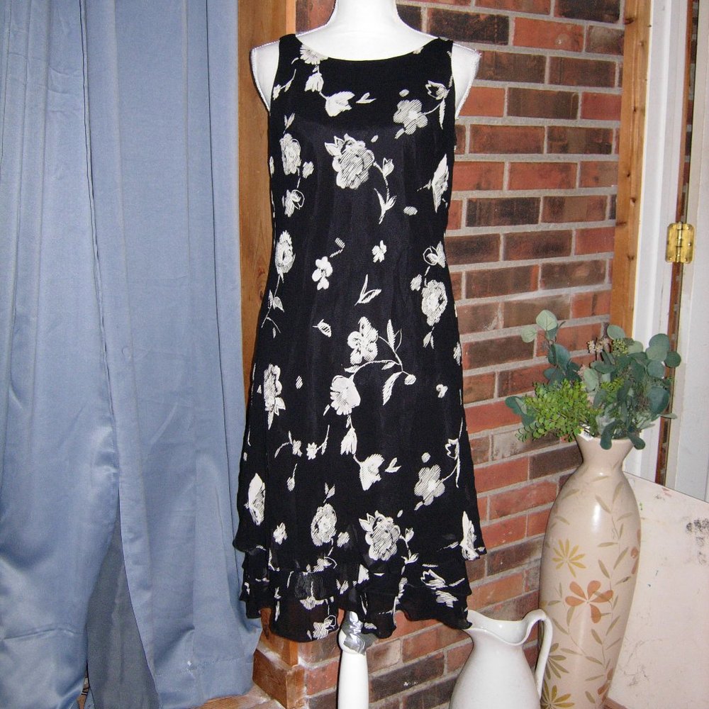 Rena Rowan Black Floral Layered Tiered Sleeveless Shift Dress 10